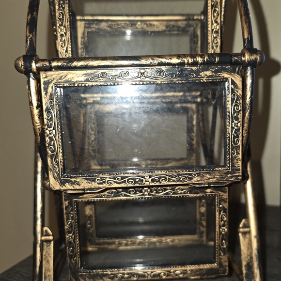 Vintage-Style Rotating Photo Frame - Picture 2 of 3